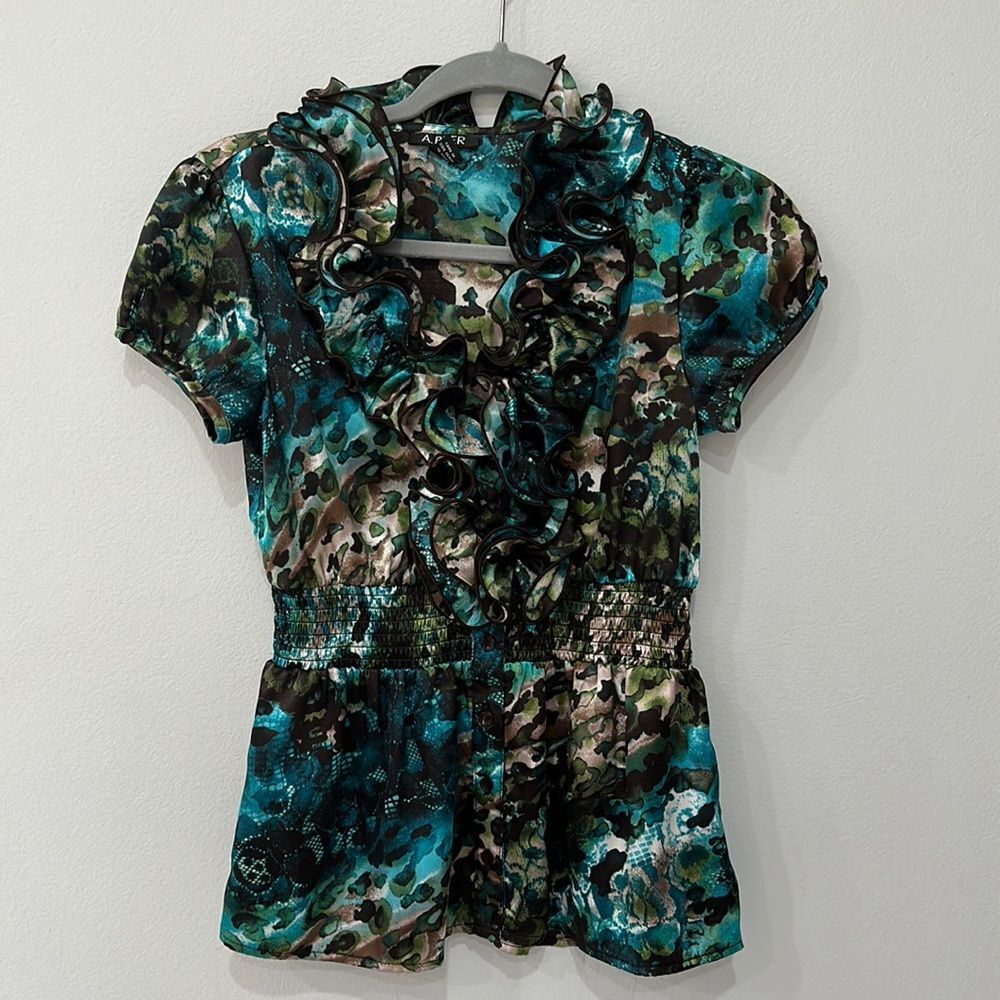 A. Byer Women's Silk Ruffle Blouse Size Small